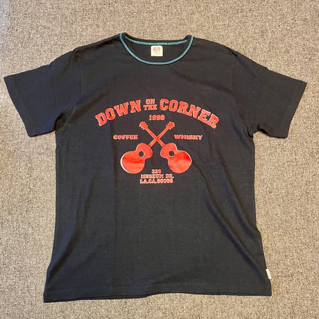 <DOWN ON THE CORNER > guitar logo "JOINT" h/c Tee