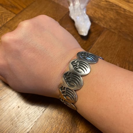 Hopi Bear paw cuff bangle - Old Stock