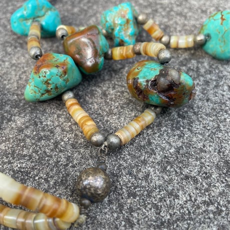 Navajo turquoise necklace *natural stone - Old Stock