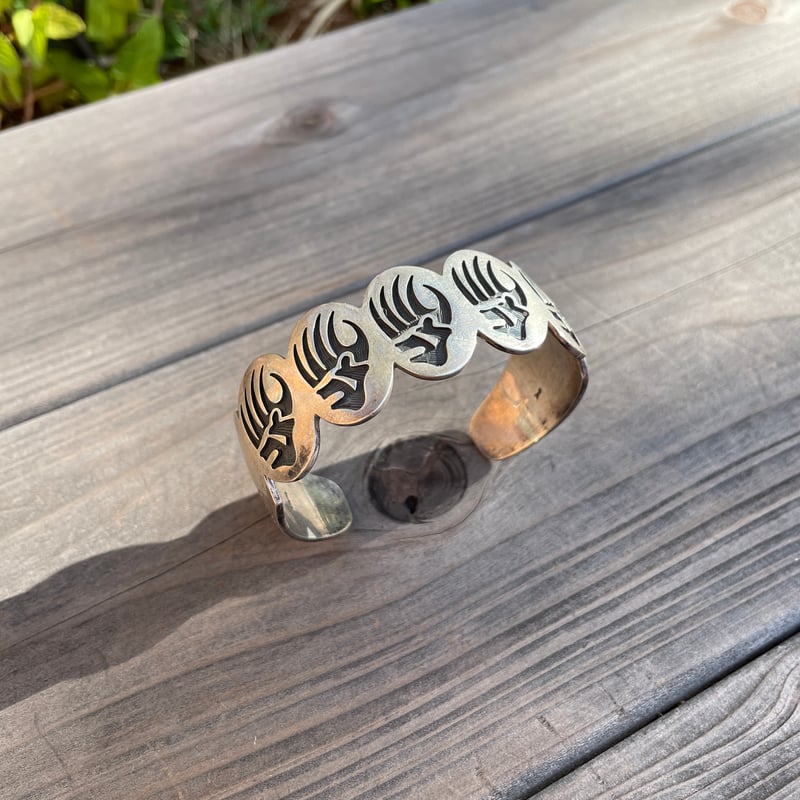 Hopi Bear paw cuff bangle - Old Stock | DOWN ON