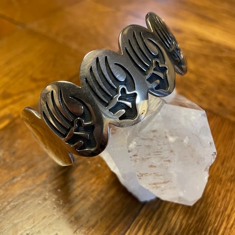 Hopi Bear paw cuff bangle - Old Stock