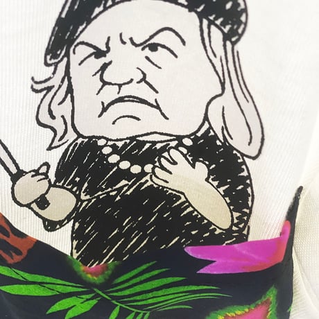 MAMA POCKET Tshirts