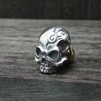 SA-03/DIST IN HEAD ピンズ