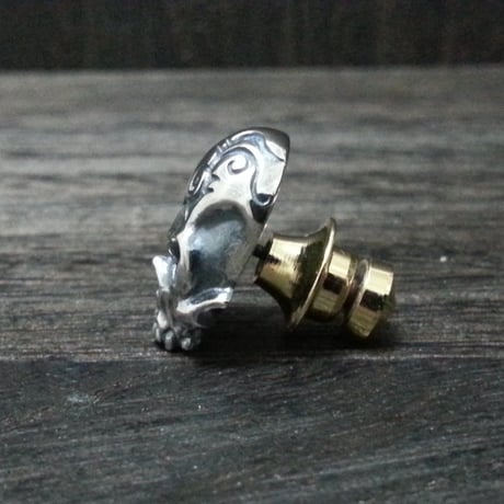 SA-03/DIST IN HEAD ピンズ