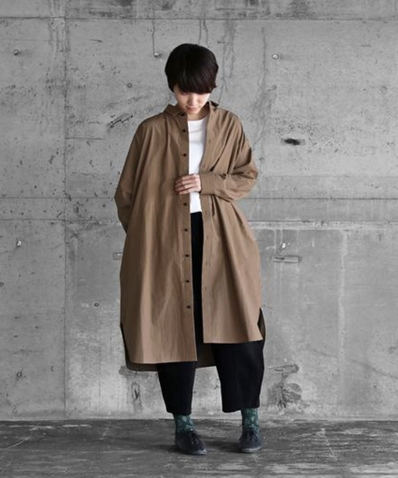 HUIS | オーガニックコットンロングシャツ（チャコールブラウン