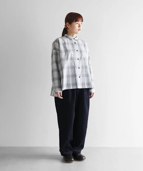 HUIS | “HUIS×三備”綿麻シャトルデニムワイドパンツ（インディゴ）【ユニセックス】504