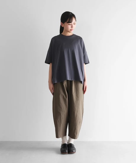 HUIS |バフクロスバルーンパンツ（オリーブドラブ）【ユニセックス】506