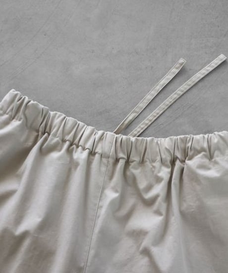 HUIS | バフクロスバルーンパンツロング（グレージュ）【ユニセックス】506L