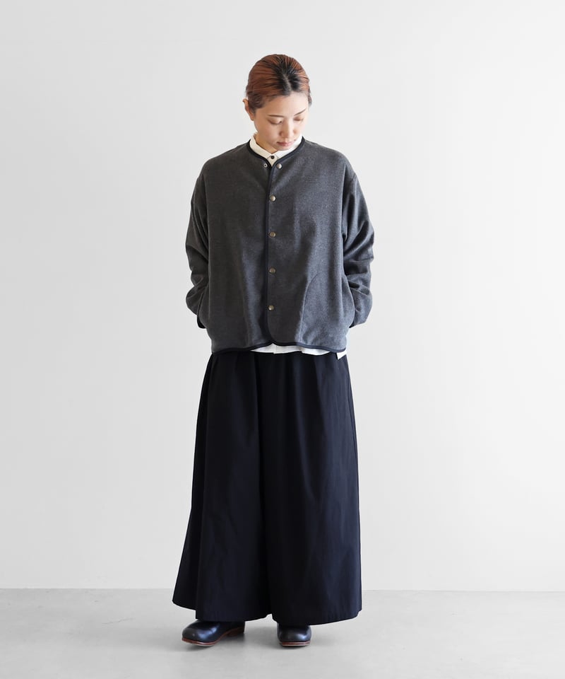 HUIS |ヤクウール綾ネルパイピングブルゾン（ダークグレー