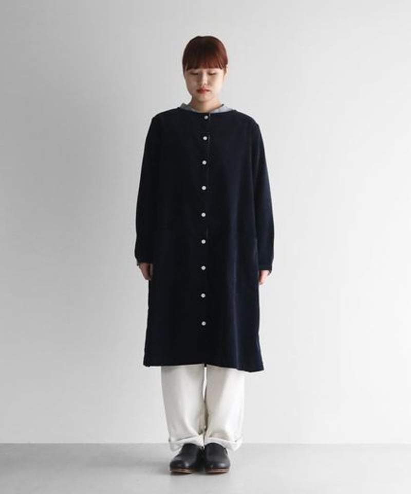 HUIS | シャトルコーデュロイワンピース（細畝・ダークネイビー
