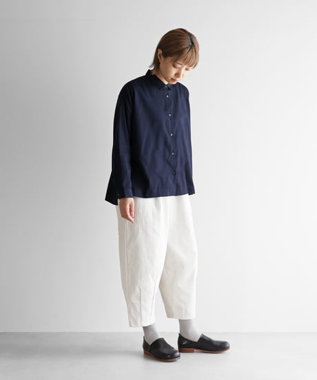 HUIS | シャトルコーデュロイバルーンパンツ（極太畝・オフホワイト）【ユニセックス】 506