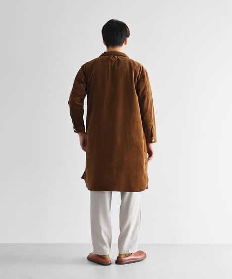 HUIS | シャトルコーデュロイロングシャツ（太畝・ブラウン）【ユニセックス】012