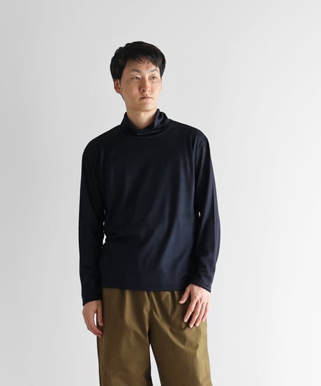 HUIS |［HUIS in house］メリノオプティモウォッシャブルウール天竺長袖ゆるタートルネックカットソー（ブラックネイビー）【ユニセックス】CS204