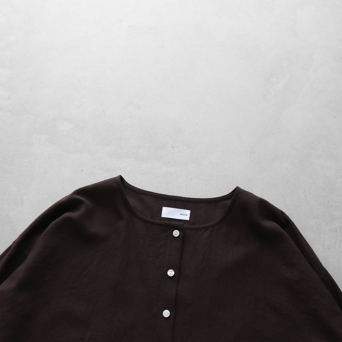 HUIS | ウォッシャブルウールショートカーディガン（ダークモカ