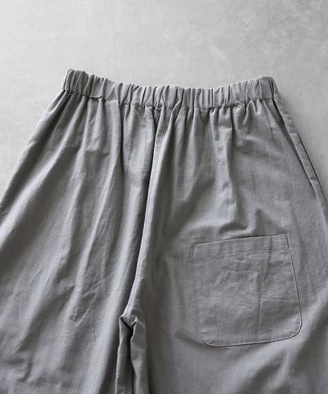 HUIS | やわらかシーチングコットンバルーンパンツロング（ライトグレー）【ユニセックス】506L