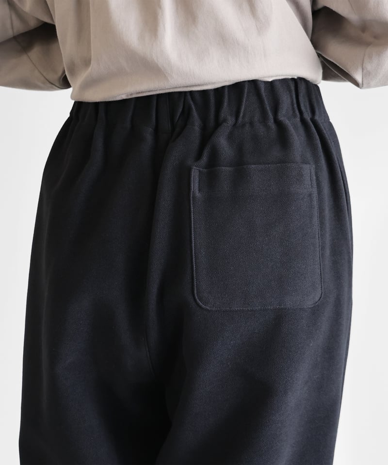 HUIS | 厚手モールスキンワイドパンツ（ブラック）【ユニセックス】504