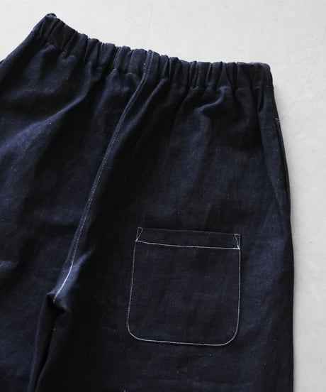 HUIS | “HUIS×三備”綿麻シャトルデニムバルーンパンツロング（インディゴ）【ユニセックス】506L