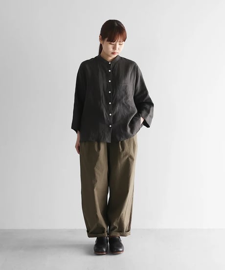 HUIS | バフクロスワイドパンツ（オリーブドラブ）【ユニセックス】504