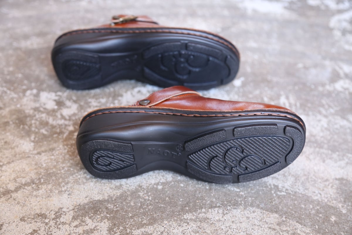NAOT | IRIS（Chestnut） | 絲佳 online store