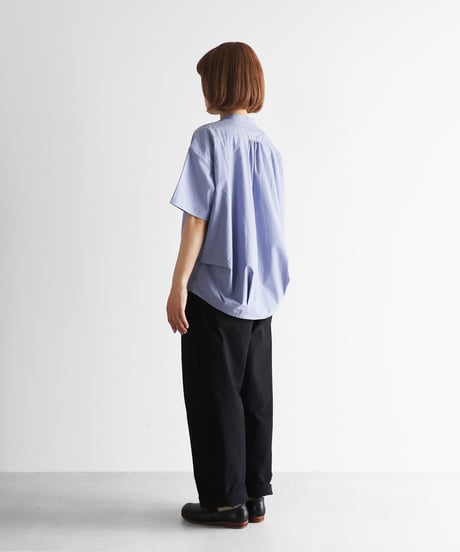 HUIS |5分袖オーガニックコットンバンドカラーコクーンブラウス（藤色）【レディス】U026