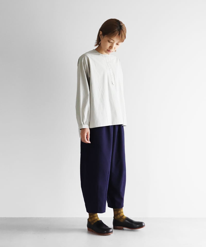 HUIS |スヴィンオックスフォードバルーンパンツ（フレンチネイビー