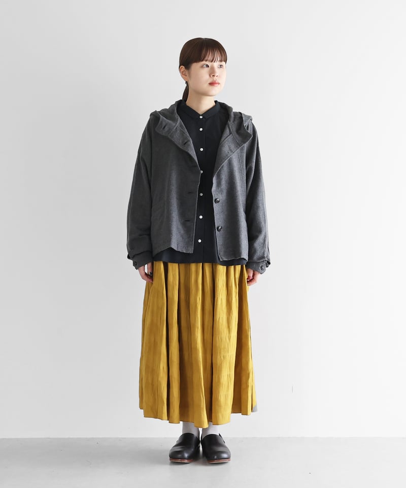 HUIS | ヤクウール綾ネルポンチョ（ダークグレー）【レディス】315