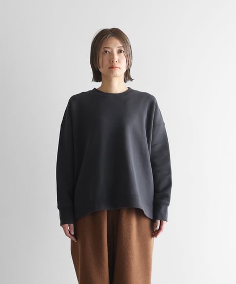 HUIS | ［HUIS in house］SUVINスウェットゆるプルオーバー（ダークグレー）【ユニセックス】SW201