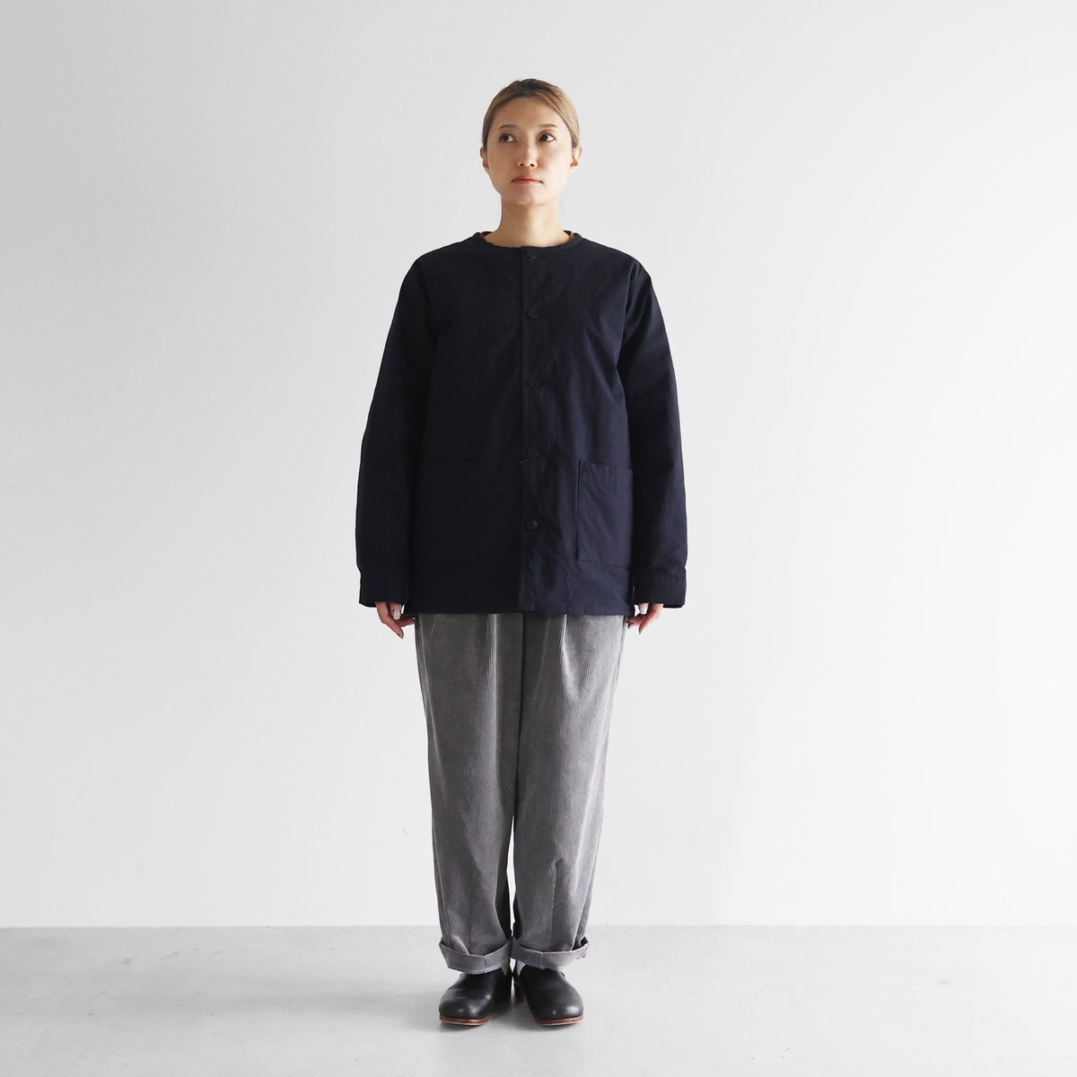 HUIS | “HUIS×尾州”縮絨ウールフランネルノーカラーショートコート