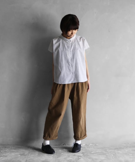 HUIS |コードレーンフレンチスリーブワイドブラウス（トップ糸グレー）【レディス】U103