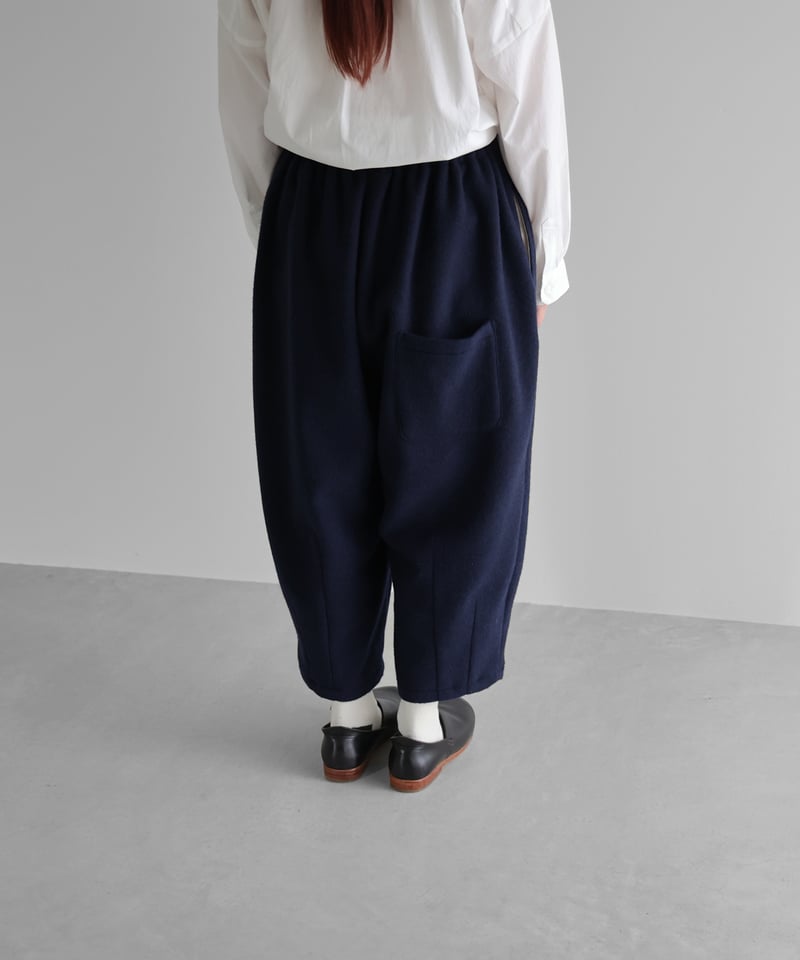 HUIS×尾州”縮絨ウールフランネルバルーンパンツ(ダークネイビー HUIS×尾州”縮絨ウールフランネルバルーンパンツ(ダークネイビー