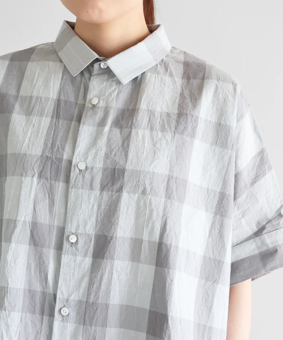 69e979a81d3bd9165abb7a7e