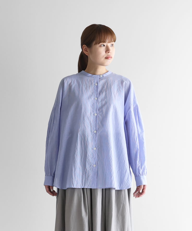 HUIS |なめらかコットンバルーンスリーブブラウス（サックスブルー