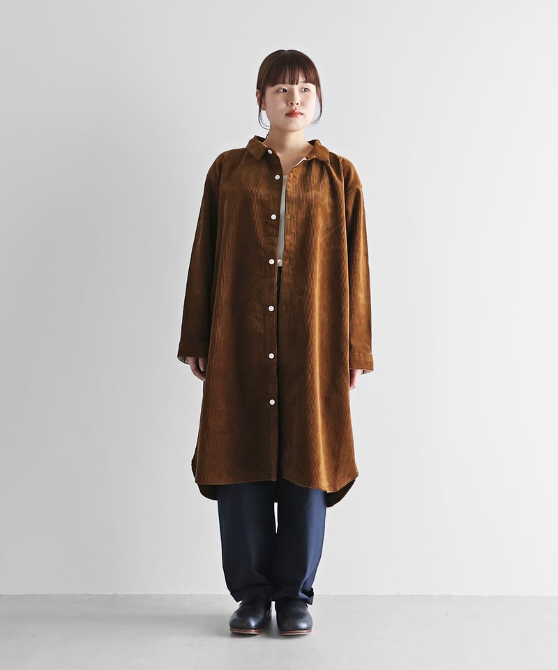 HUIS | シャトルコーデュロイロングシャツ（太畝・ブラウン）【ユニ