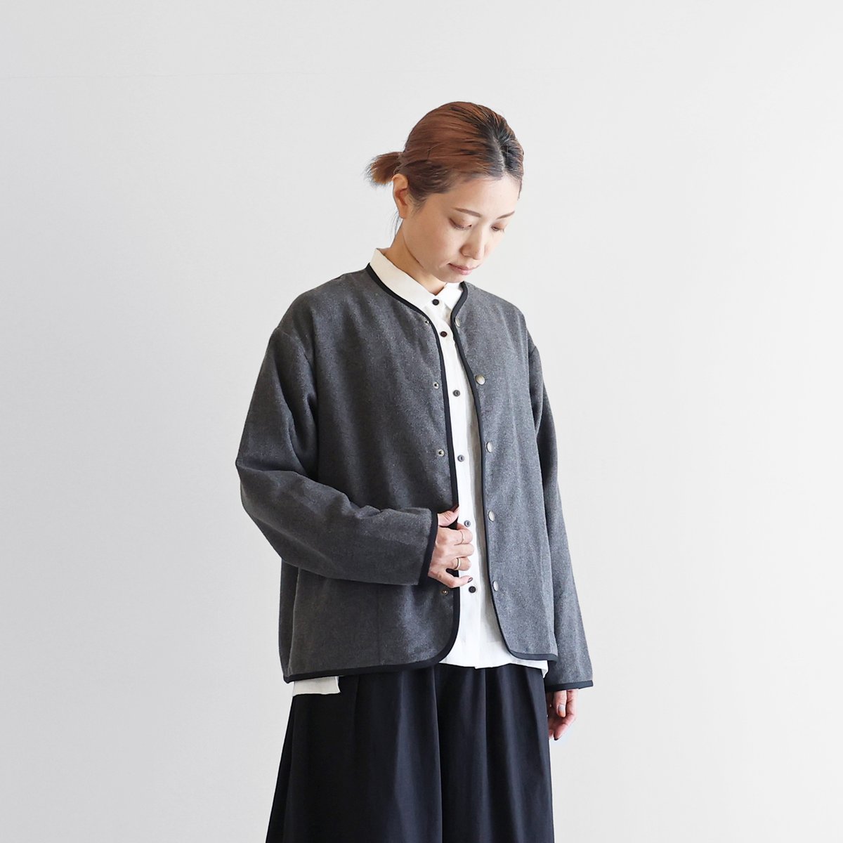 huis ヤクウール綾ネルポンチョ　ライトグレー315 fit=scale-down,w=1200