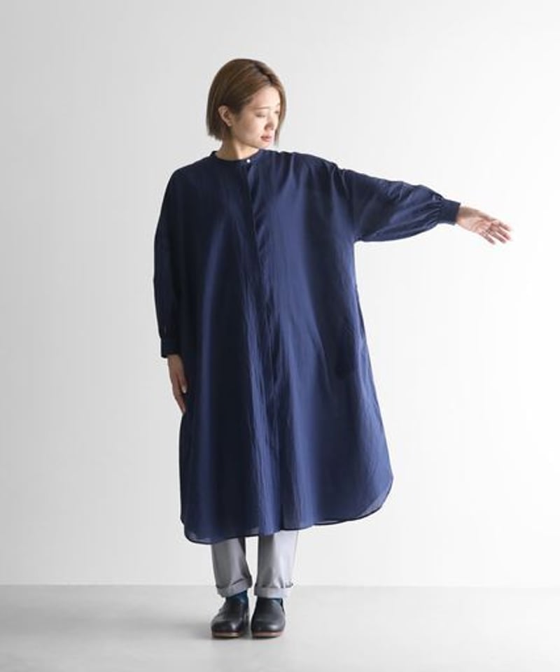 1_huis ファッション HUIS. ハウス シャトルリネンバンドカラー