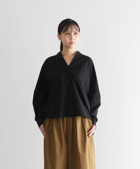 HUIS.バンドカラーギャザーコットンリネンのふわブラウス遠州織物 CATEGORY シャツ・ブラウス・プルオーバー | 絲佳 online store
