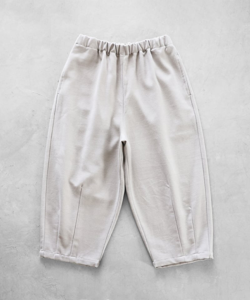 【HUIS.】バルーンパンツ　ライトグレー HUIS | 厚手モールスキンバルーンパンツ（グレー）【ユニセックス