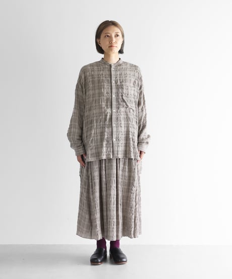 HUIS |“HUIS×尾州”縮絨綿ウールガーゼバンドカラーオーバーシャツ（ベージュチェック）【ユニセックス】015