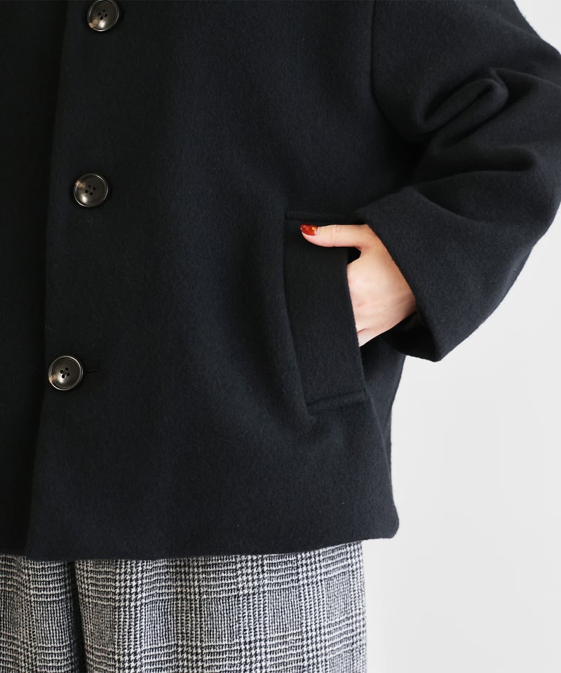 HUIS | “HUIS×尾州”縮絨ウールフランネルノーカラーショートコート