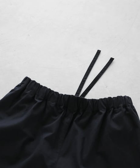HUIS |パラシュートクロスバルーンパンツロング（ブラック）【ユニセックス】506L