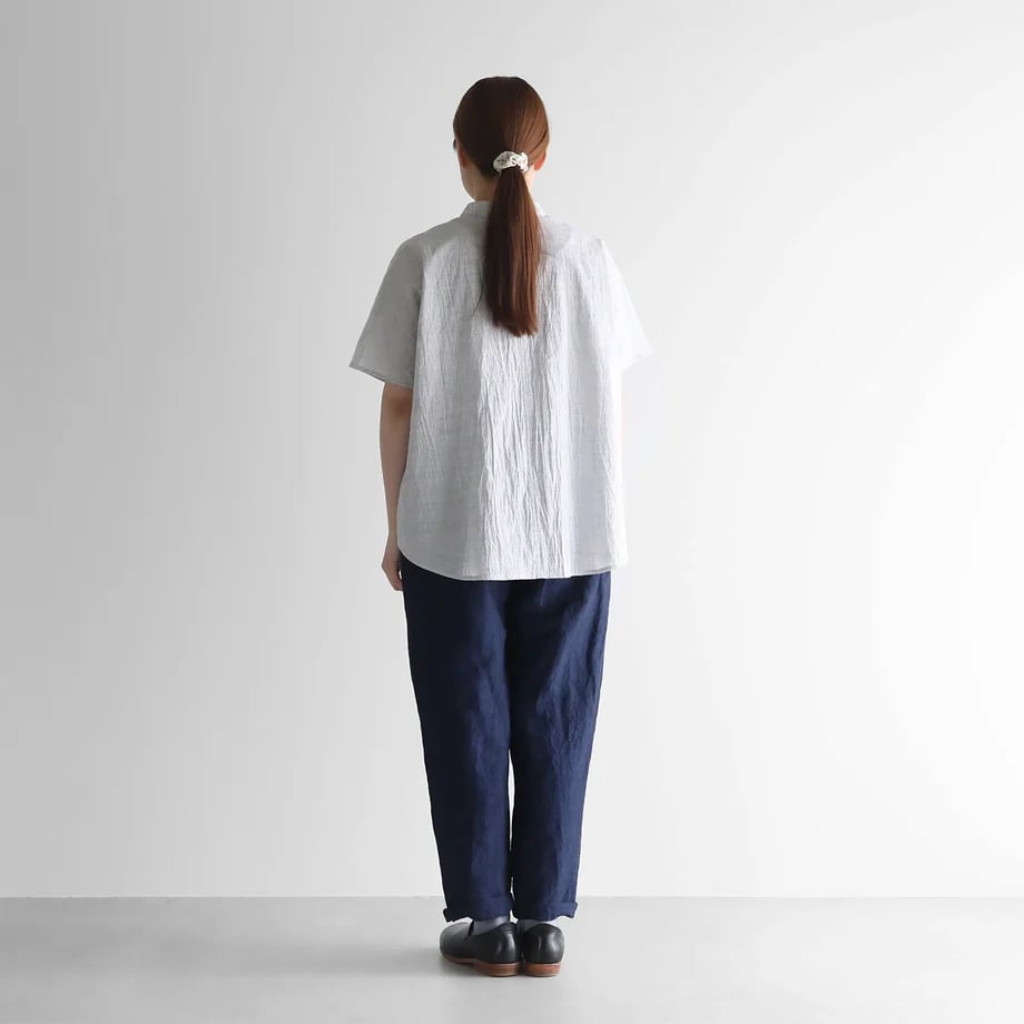 HUIS |コードレーンバンドカラー半袖ワイドブラウス （トップ糸グレー