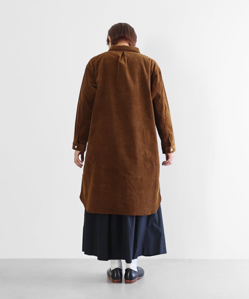 HUIS | シャトルコーデュロイロングシャツ（太畝・ブラウン）【ユニ