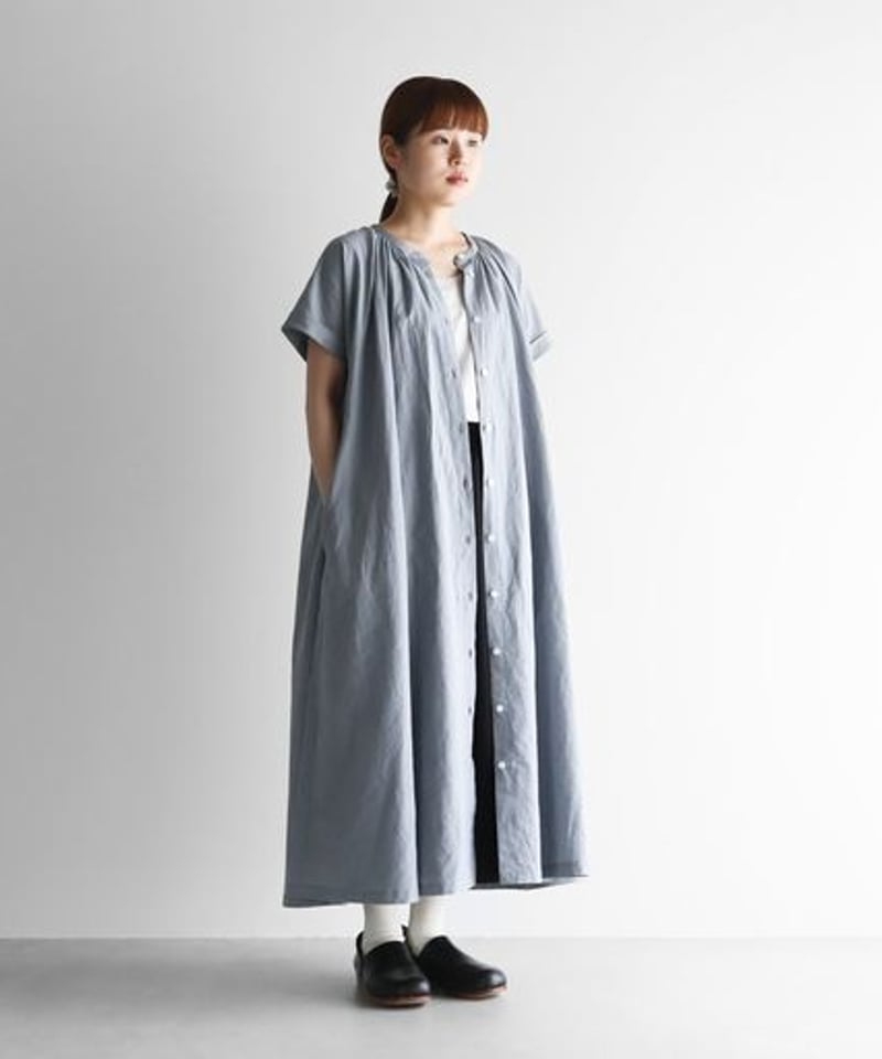 HUIS | コットンリネンフレンチスリーブワンピース（ブルー