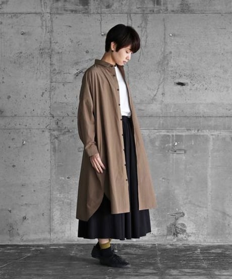 HUIS | オーガニックコットンロングシャツ（チャコールブラウン）【ユニセックス】016