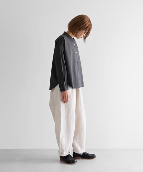 HUIS |オールドレピア天日干しラミーリネンバルーンパンツロング（エクリュ）【ユニセックス】506L