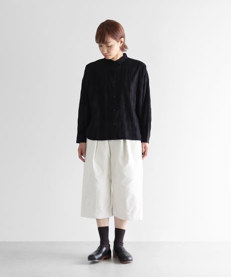 HUIS | シャトルコーデュロイ8分丈パンツ（極太畝・オフホワイト）【ユニセックス】503