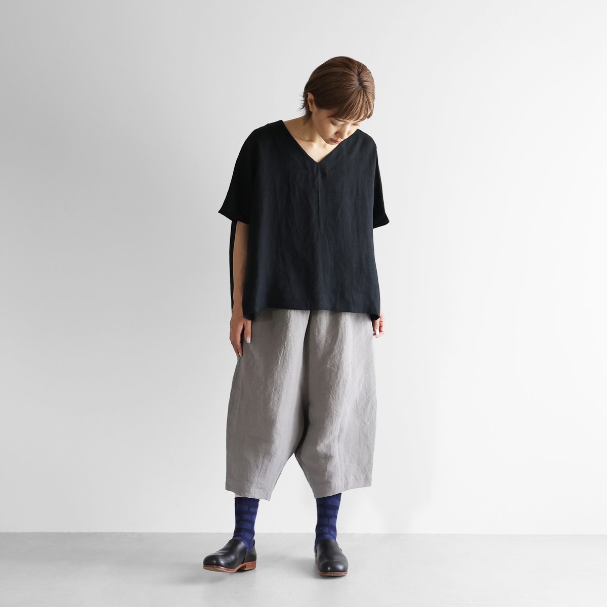 HUIS |バンブーリネンサルエルバルーンパンツ（ライトグレー