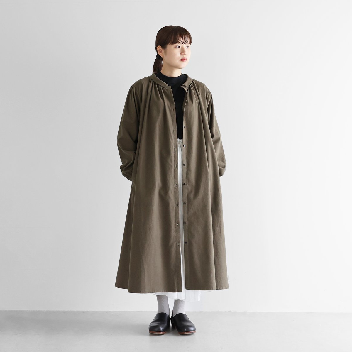 HUIS | 起毛ビエラ前開きロングワンピース（オレガノ）【レディス