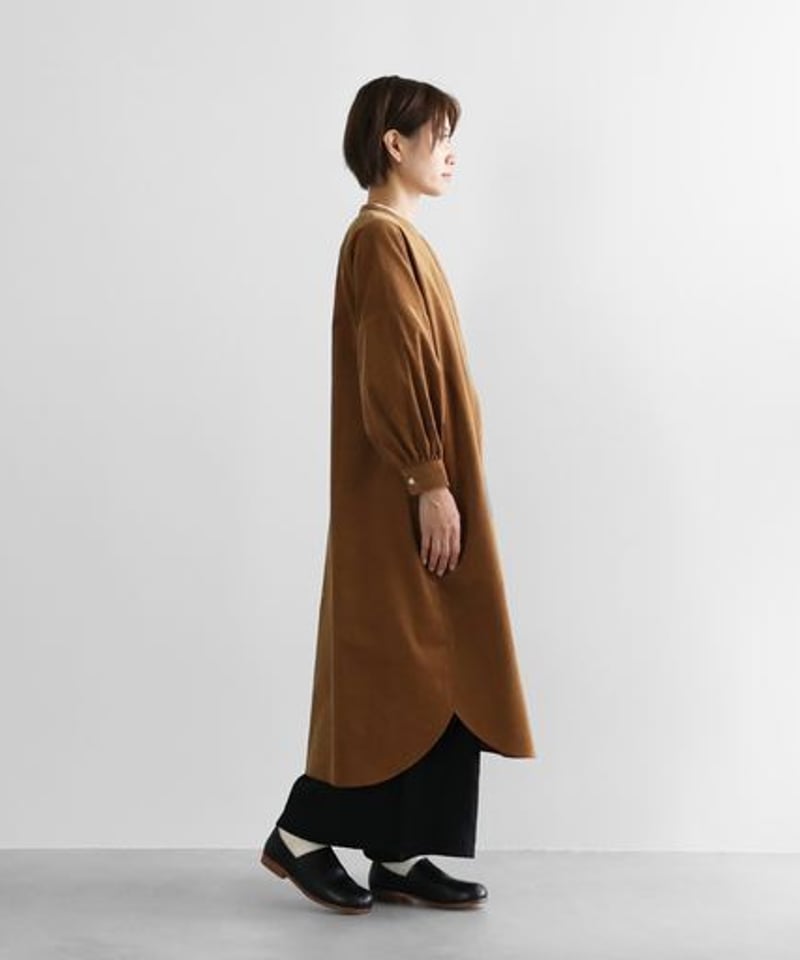 HUIS みじんコールバルーンスリーブワンピース（キャメル） HUIS | みじんコールバルーンスリーブワンピース（キャメル