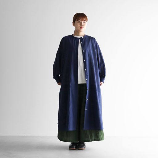 heveタフタバルーンブラウス heve タフタバルーンブラウス ネイビー 新品タグ付☆heve タフタ